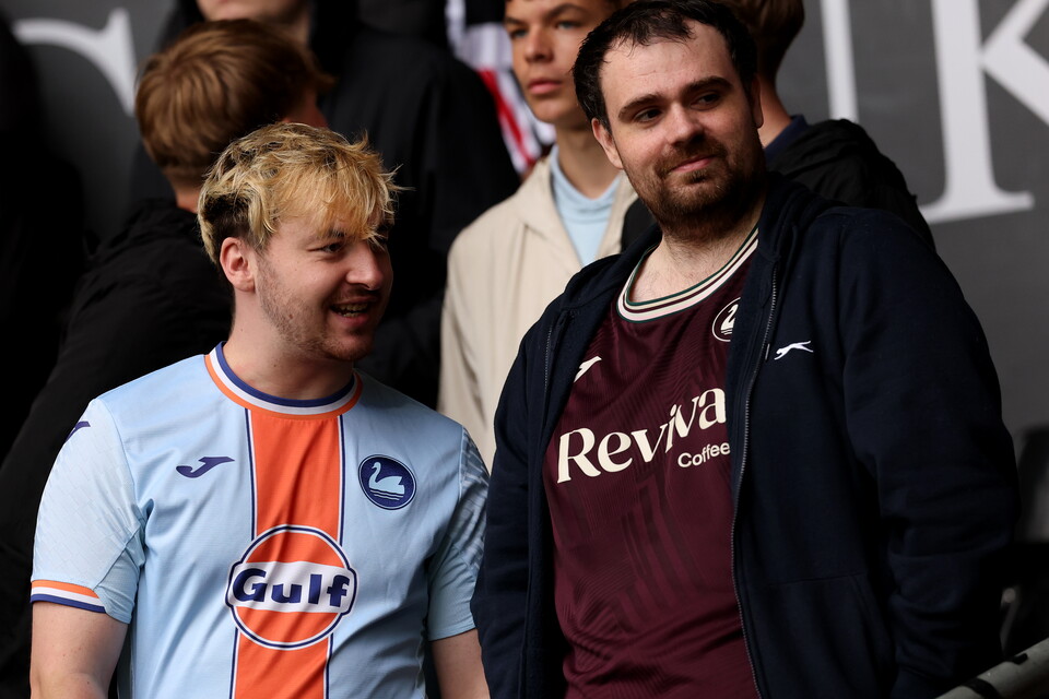 Fan gallery | Swansea City v Burnley