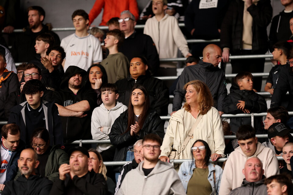 Fan gallery | Swansea City v Burnley