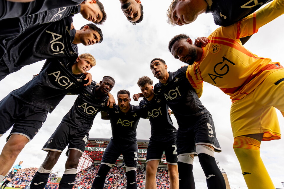 Gallery | Lincoln City v Swansea City