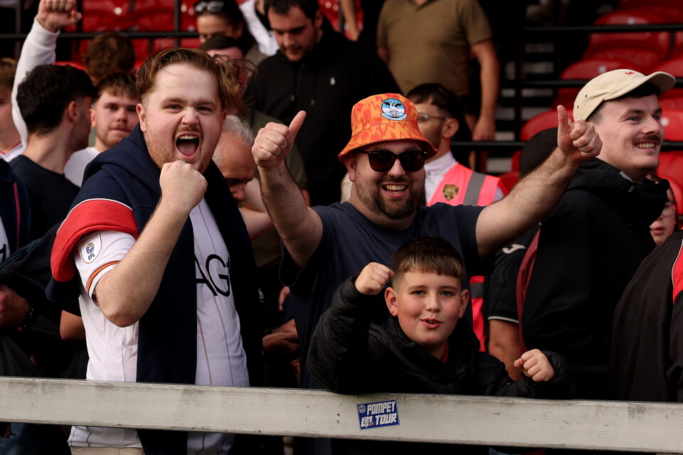 fan Gallery | Lincoln