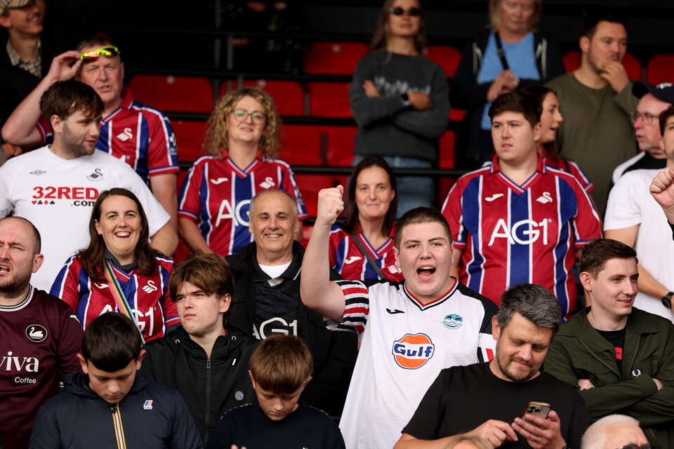 fan Gallery | Lincoln