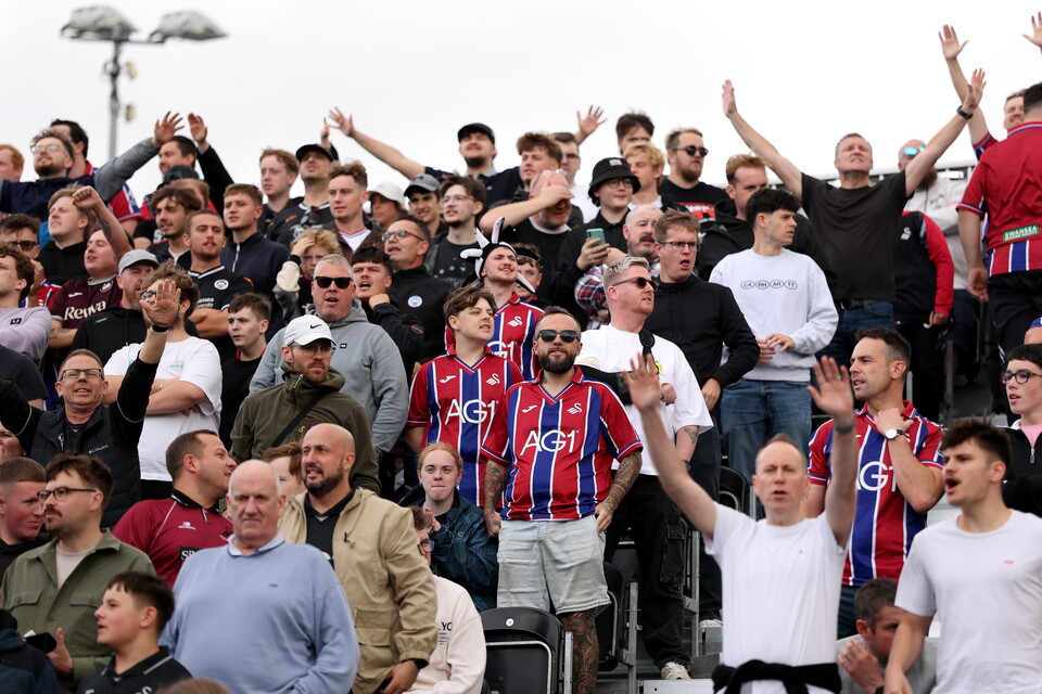 fan Gallery | Lincoln