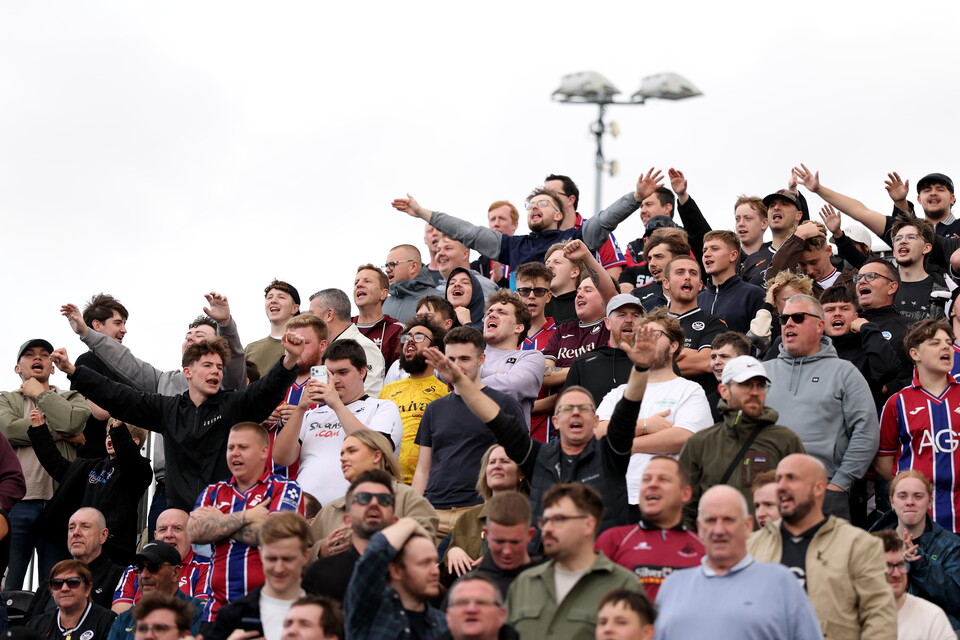 fan Gallery | Lincoln