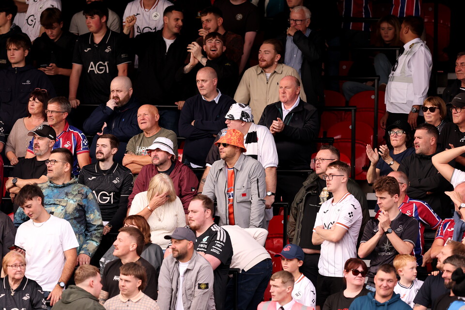 fan Gallery | Lincoln