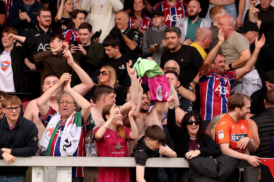 fan Gallery | Lincoln