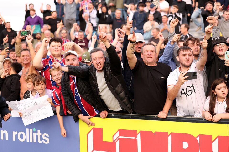fan Gallery | Lincoln