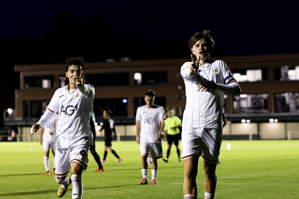 Yori Griffith celebration Swansea u21