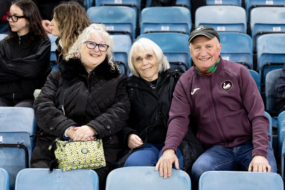 Fan Gallery | Millwall v Swansea City