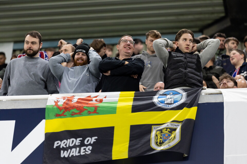 Fan Gallery | Millwall v Swansea City