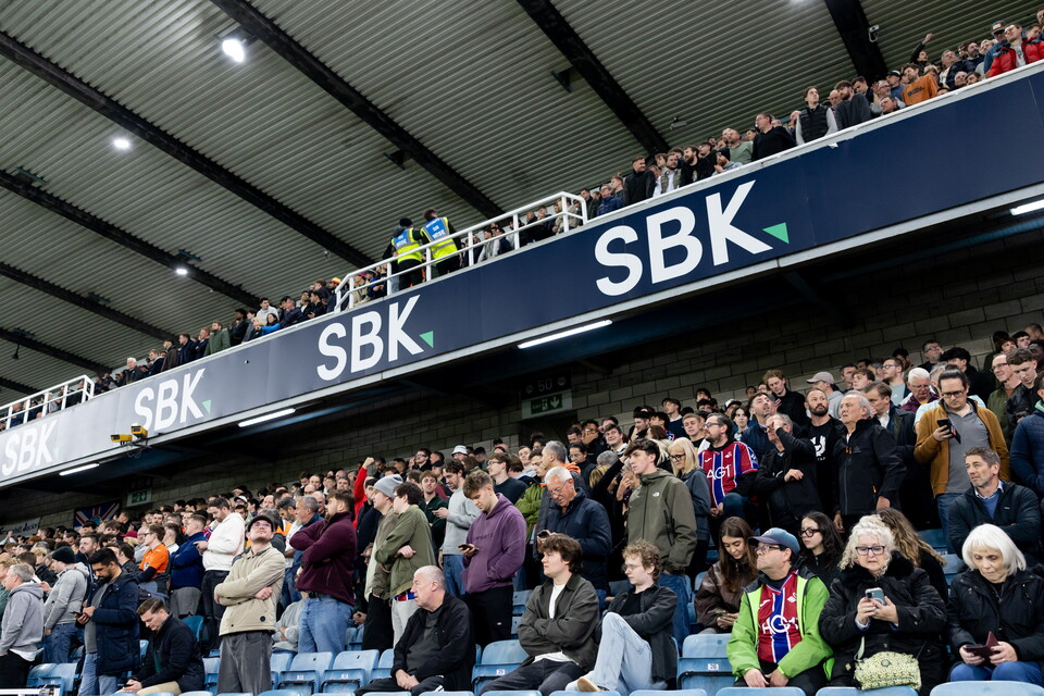 Fan Gallery | Millwall v Swansea City
