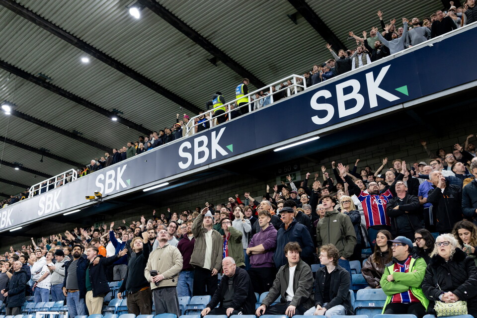 Fan Gallery | Millwall v Swansea City