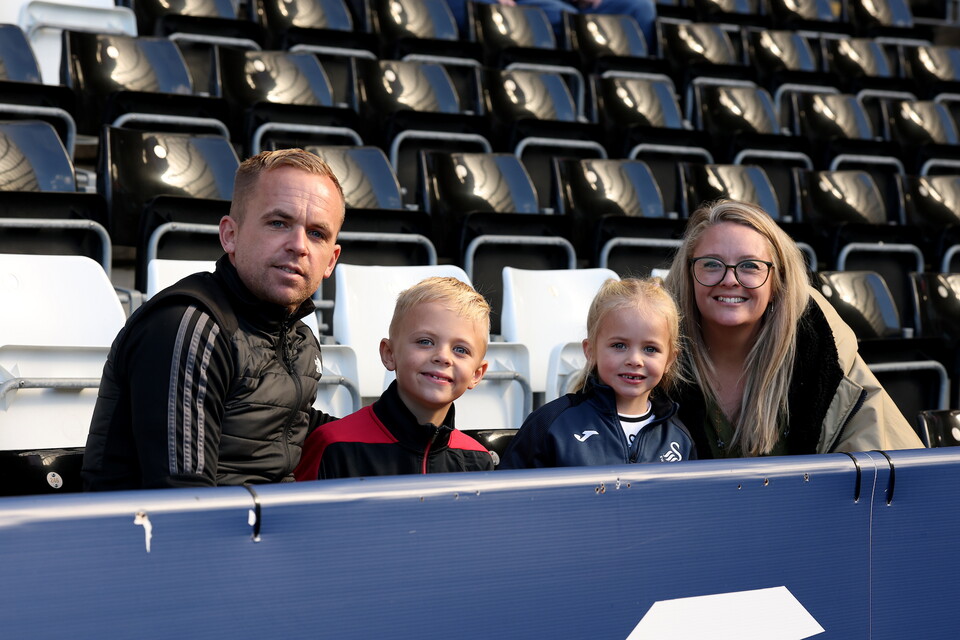 Fan gallery | Swansea City v West Ham United