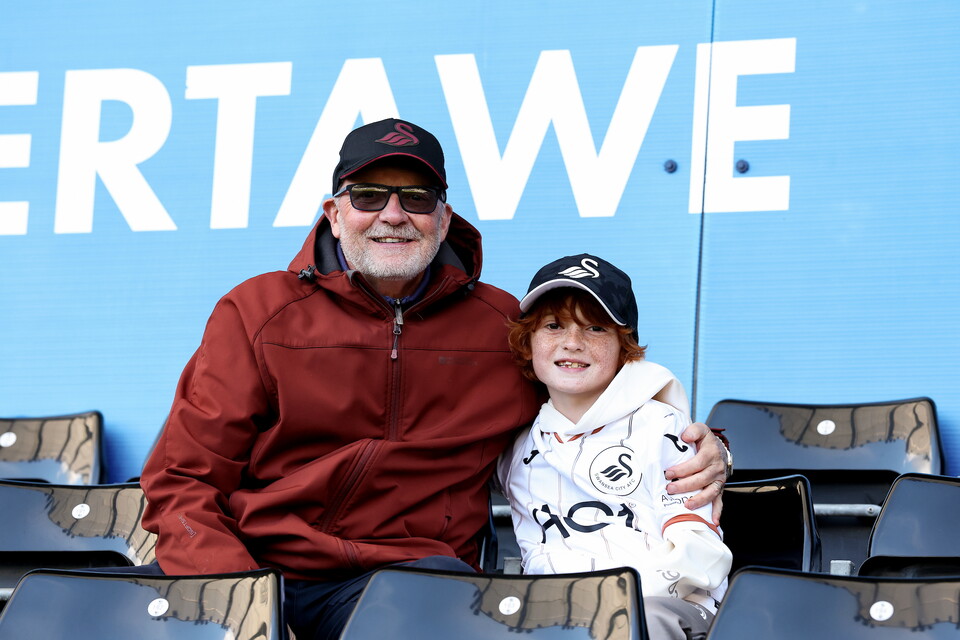Fan gallery | Swansea City v West Ham United