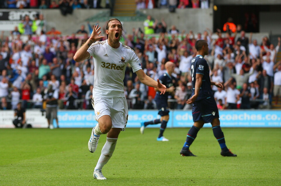 Michu West Ham