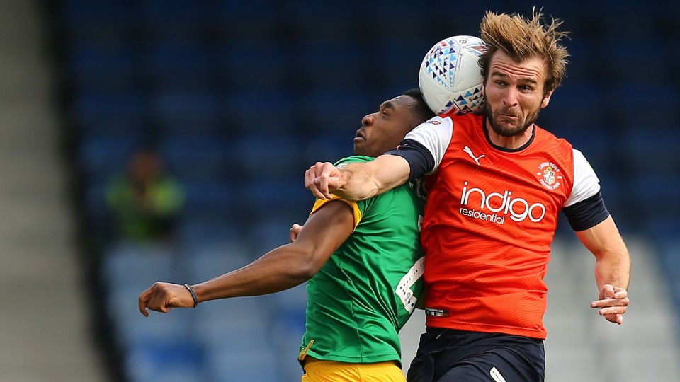 Callum McManaman Luton