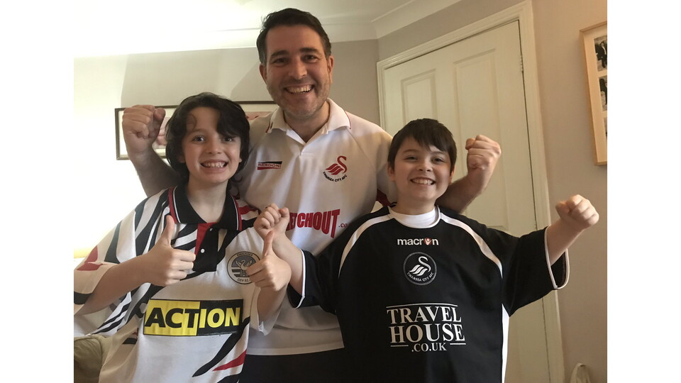 Fan Gallery Rotherham pic