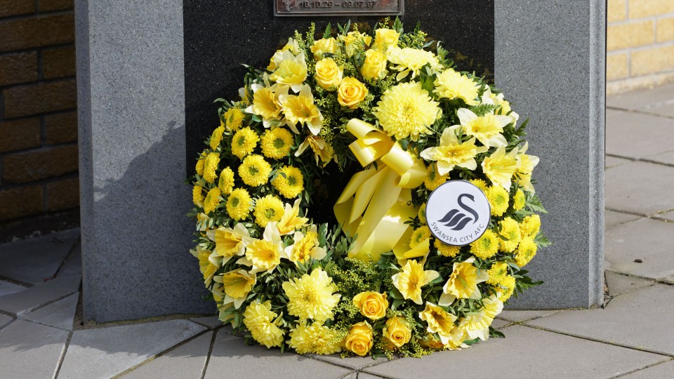 Day of Reflection Wreath