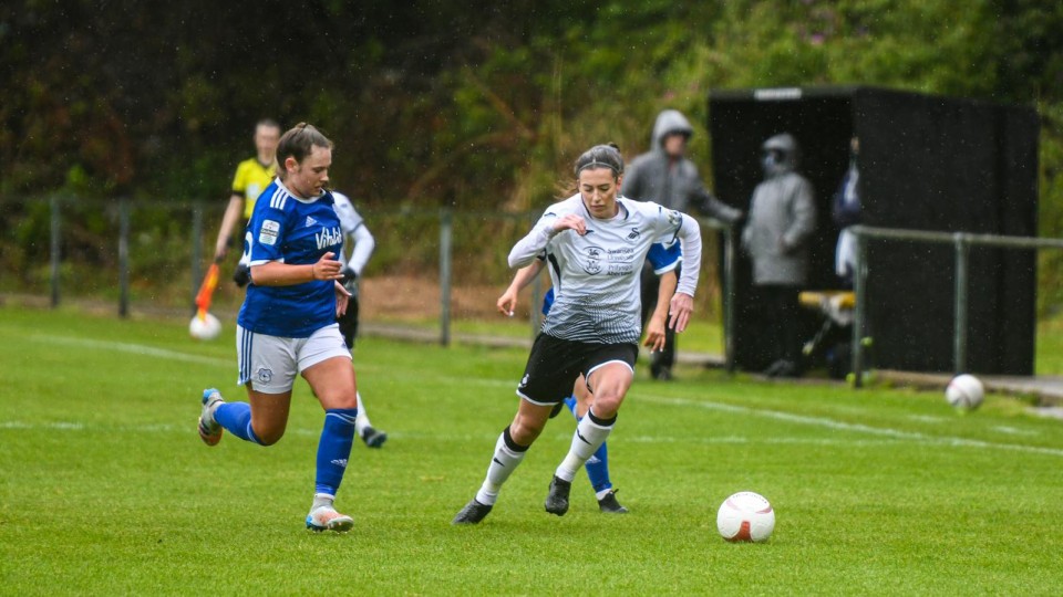 Swansea City Ladies Katy Hosford