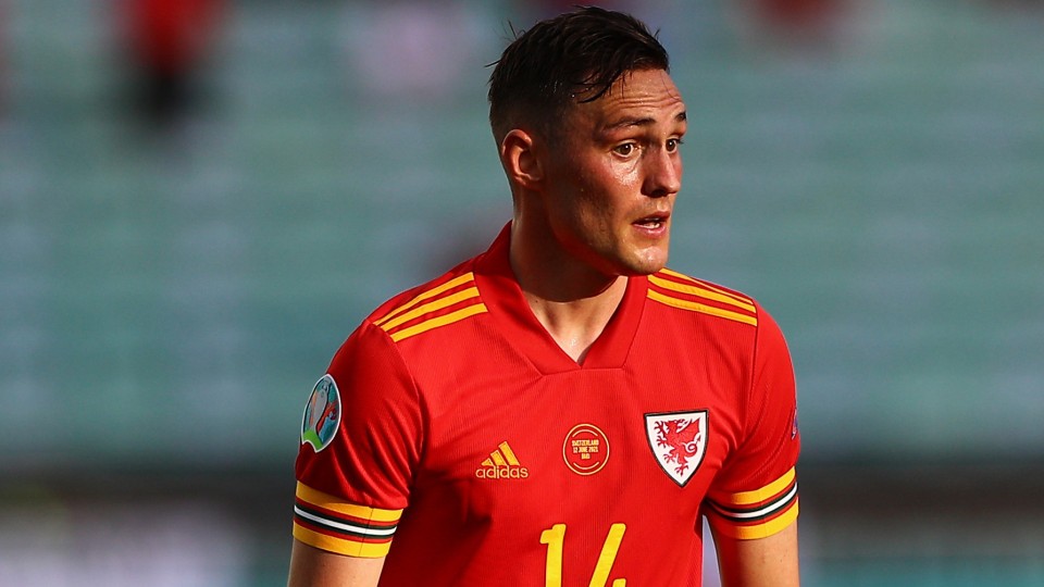 Connor Roberts Wales Switzerland