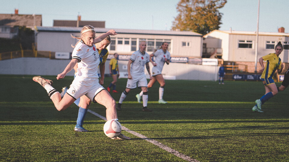 Swansea City Ladies Kelly Adams