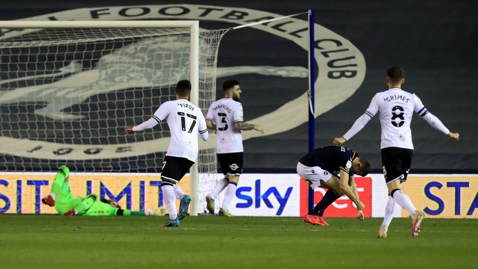 Millwall away Joel Piroe goal