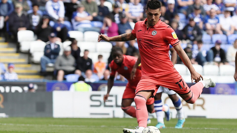 Reading away Joel Piroe penalty