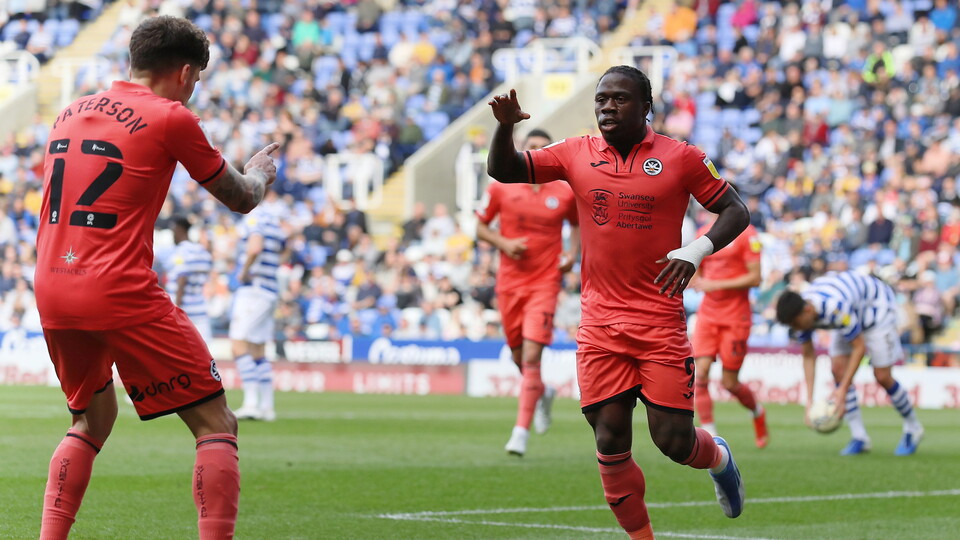 Reading away Michael Obafemi celebration 1