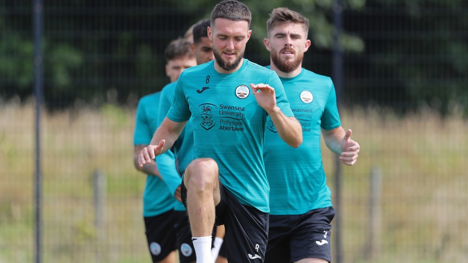 Matt Grimes training