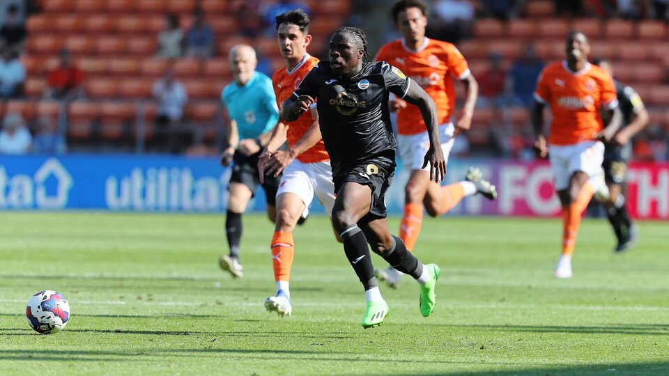 Michael Obafemi Blackpool