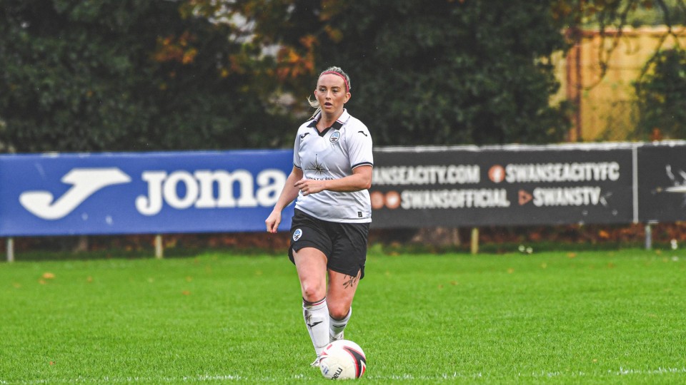 Ria Hughes Swans Ladies