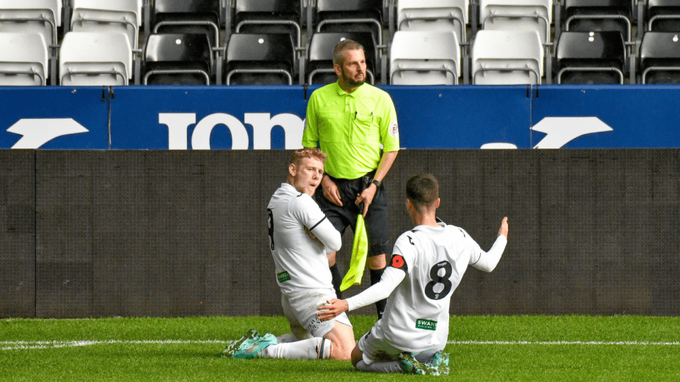 Josh Thomas