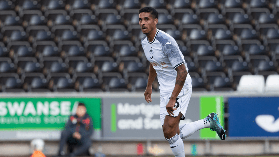 Kyle Naughton v Bristol Rovers