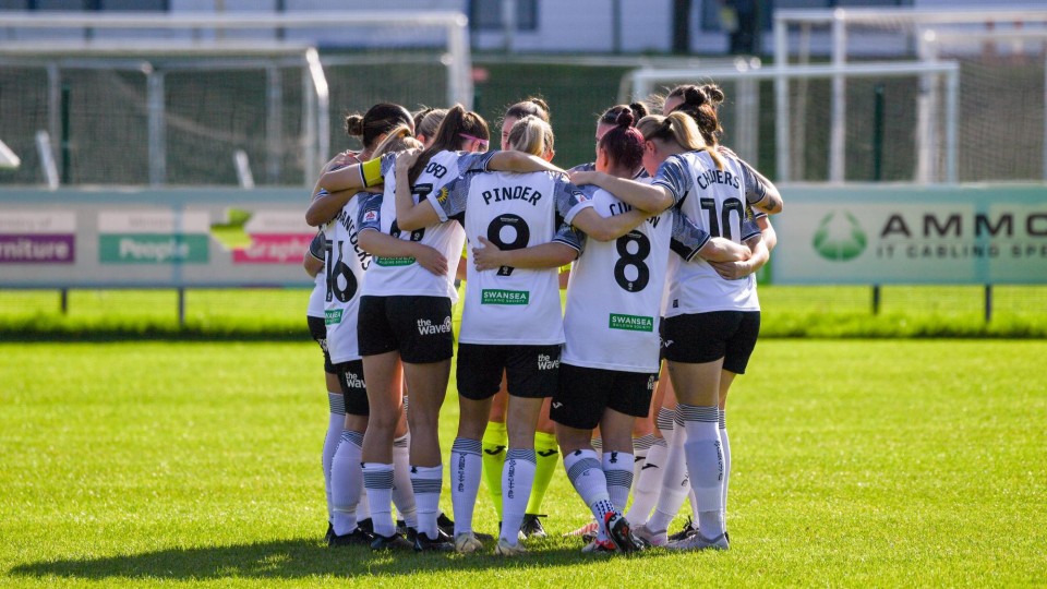 Swansea City Women Huddle