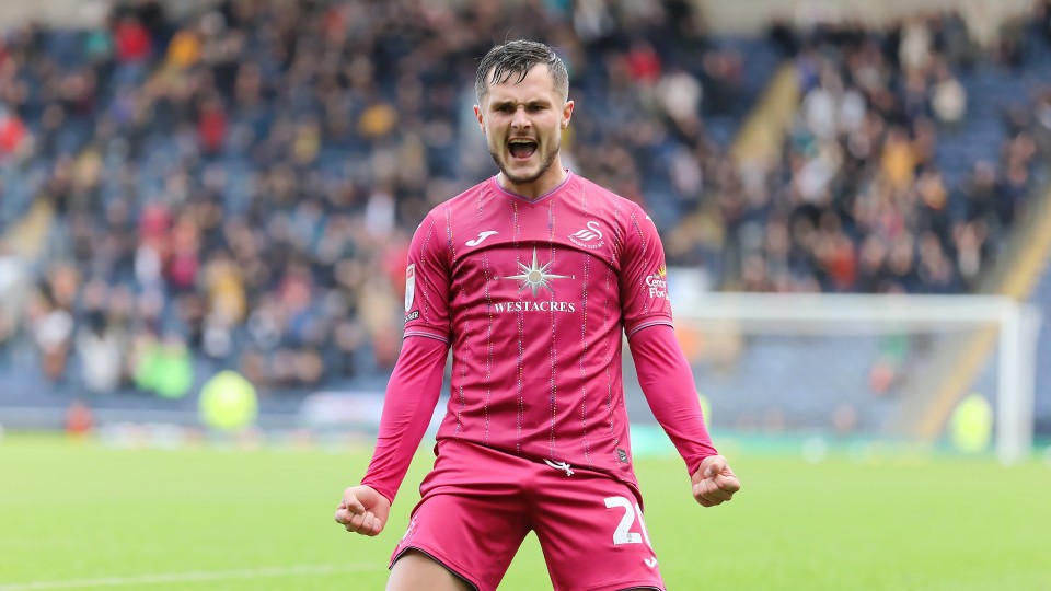 Liam Cullen celebration Blackburn