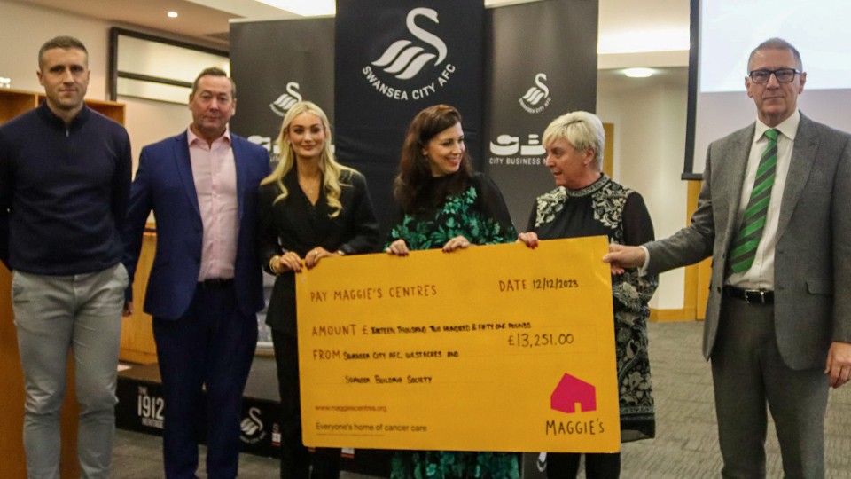 Maggie's Cheque presentation