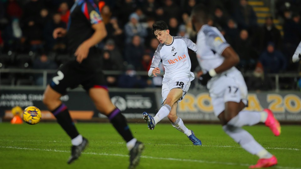 Charlie Patino against Huddersfield Town 