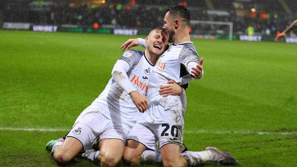 Liam Cullen celebration against West Brom 