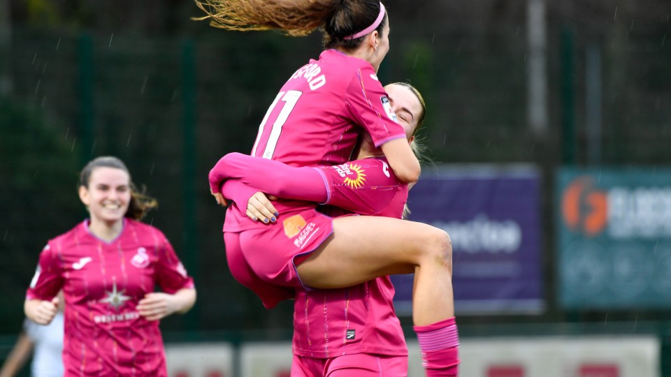 Gallery - Swans Women