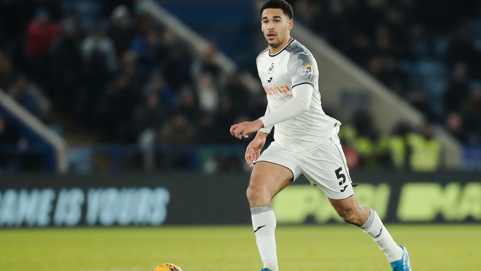 Ben Cabango v Leicester