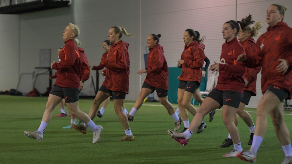 Swans Women training ahead of Cardiff City