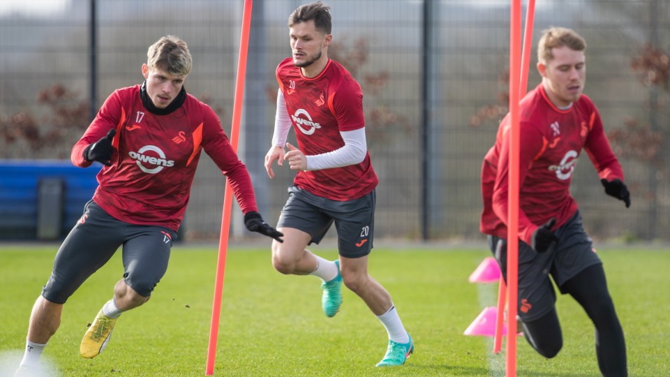 Training ahead of Hull Przemyslaw Placheta Liam Cullen Ollie Cooper