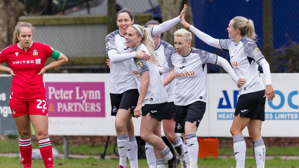 Steph Turner v Wrexham Women