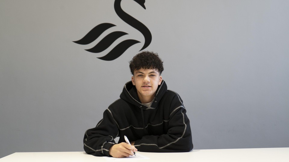 Filip Lissah - Contract