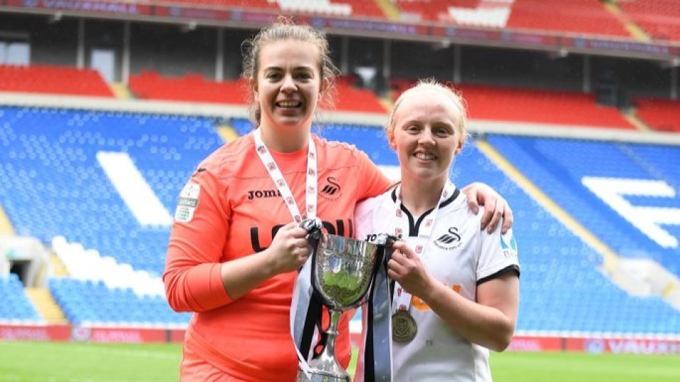 Sophie and Kate Brisland-Hancocks