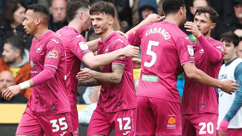 Jamie Paterson Norwich celebration