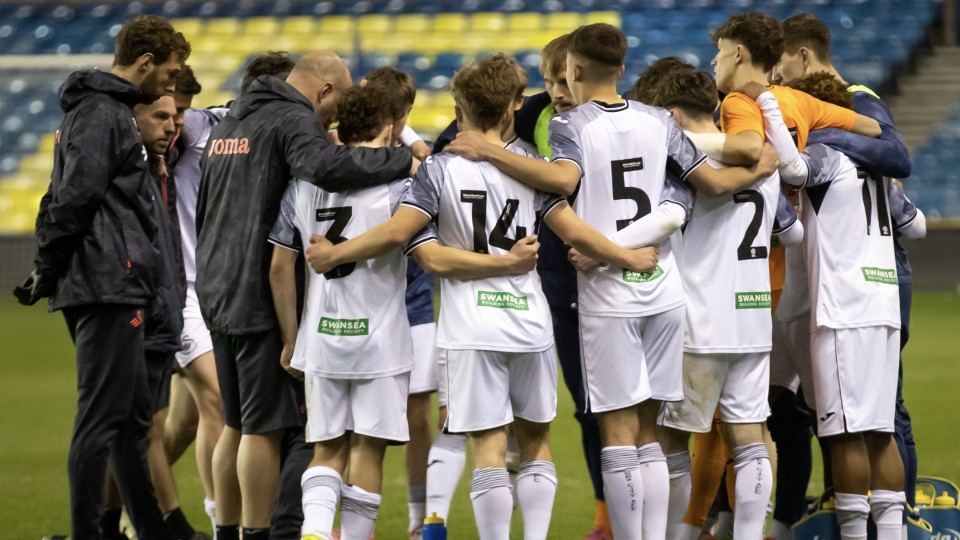 Team huddle v Millwall