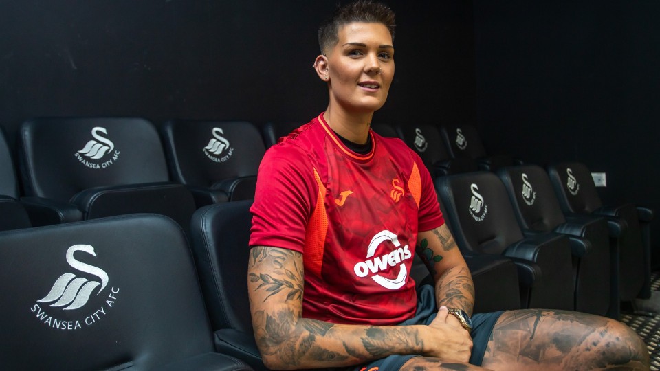 Charlie Haynes Swans Women 2