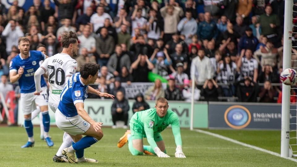 Liam Cullen scores against Cardiff