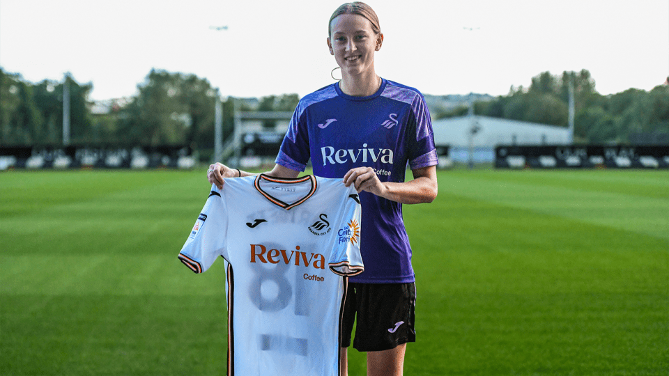 Taite Trivett Swans Women