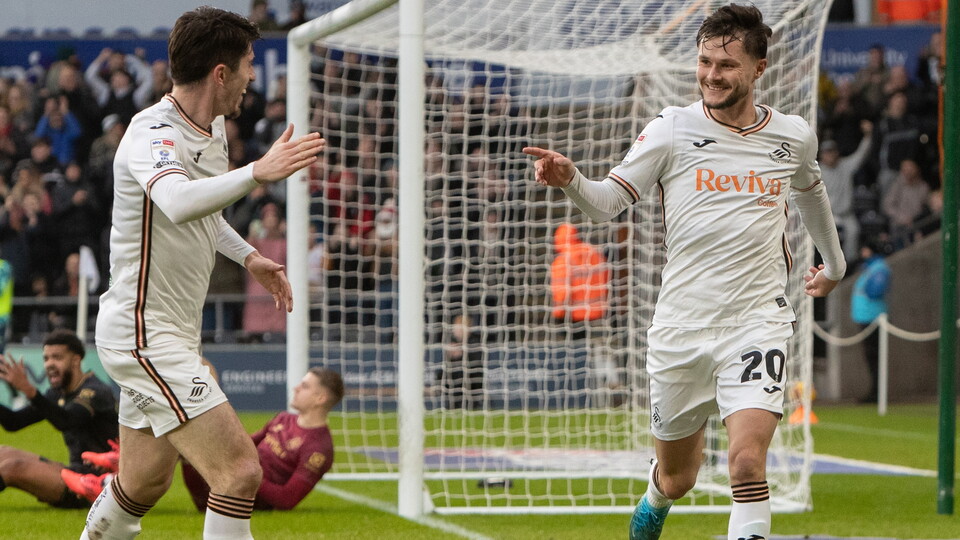 lIAM cULLEN QPR CELEBRATION 2